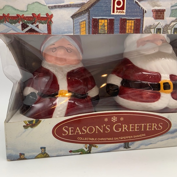 Publix Season's Greeters Ceramic Santa Christmas Salt & Pepper Shakers - Picture 2 of 11